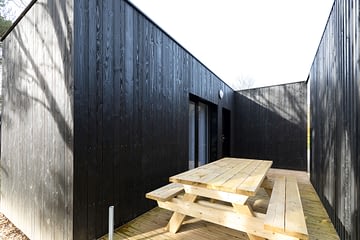 Camping des Gayeulles, Citylodge Saint Pierre, terrasse ©Simon Bourcier