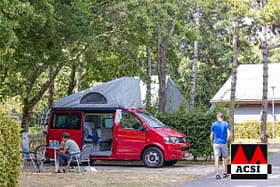 Camping des Gayeulles - ACSI &copy;Simon Bourcier