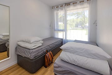 Camping des Gayeulles - Citylodge Sainte Anne &copy;Simon Bourcier