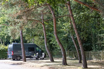 Camping des Gayeulles Rennes &copy;Simon Bourcier - Emplacement Stabilise Avec Electricite