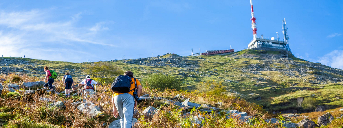 Camping Zelaia - Hiking at la Rhune