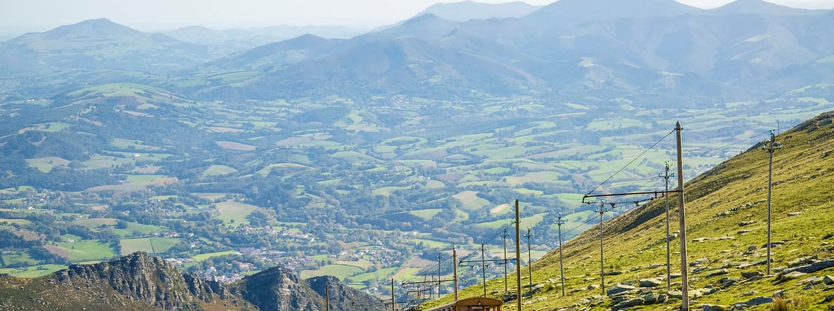 Camping Zelaia - D&eacute;couverte de la Rhune avec le train