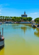 Destination Gard - Canal du Rhône à Aigues-Mortes