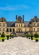 Bestemming Île-de-France - Binnenplaats van het kasteel van Fontainebleau