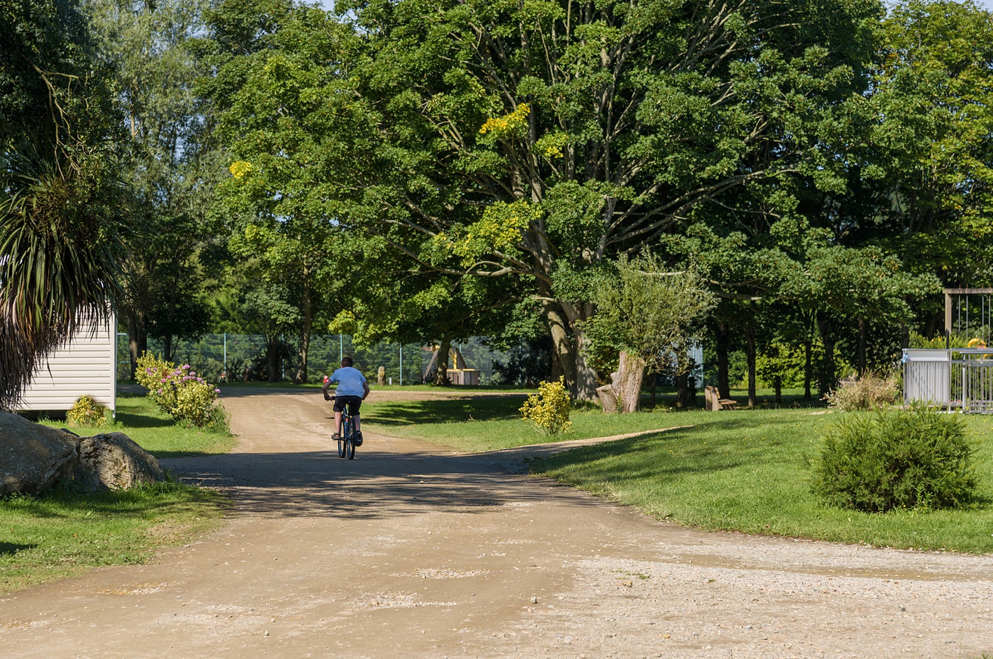 Domaine de Mesqueau, biking on the campsite