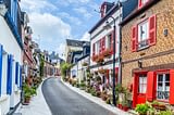 Domaine de Drancourt - Baie de Somme - Belle rue traditionnelle fleurie Saint-Valery-sur-Somme