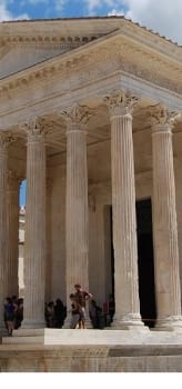 Cap sur N&icirc;mes