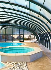 Camping Le Moténo - Parc aquatique - Piscine couverte et chauffée
