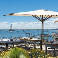 Destination Aquitaine - Restaurant terrace in Cap Ferret