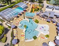 Parc du Val de Loire Campsite - Aerial view of waterpark