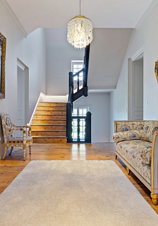 Manoir de Kerlut - Living Room and armchairs on first floor