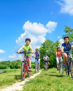 Camping Zelaia - Club enfants - Randonn&eacute;e &agrave; vtt