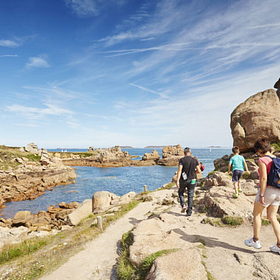 a group of hikers in Perros Guirec