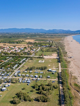 Campingplatz Amfora - Der Campingplatz  - Stellplätze mit Blick auf das Mittelmeer