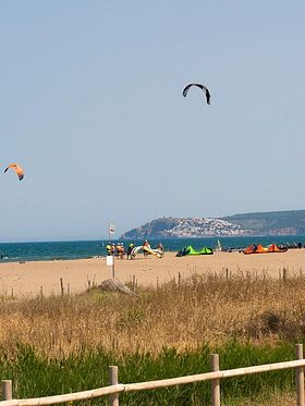 Camping Amfora - La playa - Clase de kitesurf