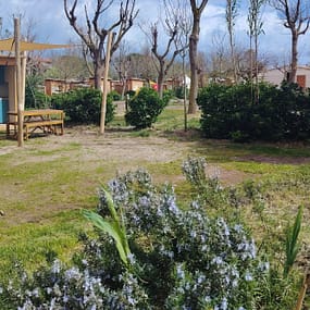 Emplacement avec cuisine &eacute;quip&eacute;e &agrave; Marseillan