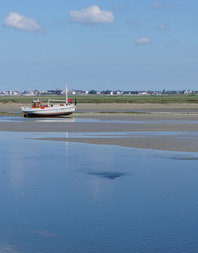 Baie de Somme estuary - boat
