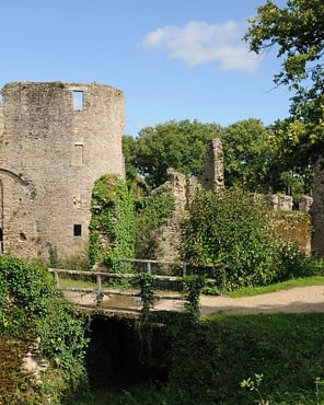 Camping Sainte Brigitte - Loire Atlantique - Château de Ranrouët à Herbignac