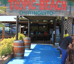 Camping Amfora - Bars et Restaurants - Entrée du Tropic Beach