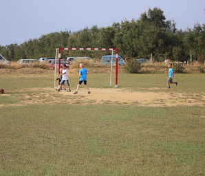 Campingplatz Amfora - Aktivitäten und Animationen -Fußballplatz in der Nähe des Strandes