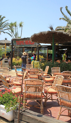 Camping Amfora - Bars et Restaurants - Terrasse du Tropic-beach