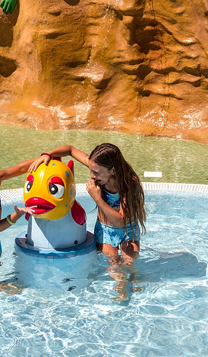 Camping Amfora - Todo para los niños - Piscina infantil con juego de agua