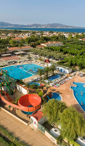 Camping Amfora - Todo para los niños - Piscina con toboganes para los niños