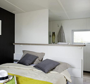 Lodge Les Voiles 2 bedrooms 4 persons with a spa - master bedroom