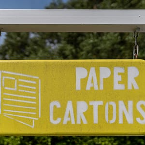 Beauregard Plage Campsite - Recycling House - Paper and Cardboard Bin