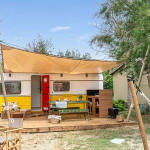 Camping Beauregard Plage - Caravan Happy Days - Buitenaanzicht van de caravan