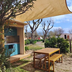 Emplacement avec cuisine &eacute;quip&eacute;e &agrave; Marseillan