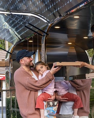 Foodtruck - Leirintäalue Country Park Crécy-la-Chapelle