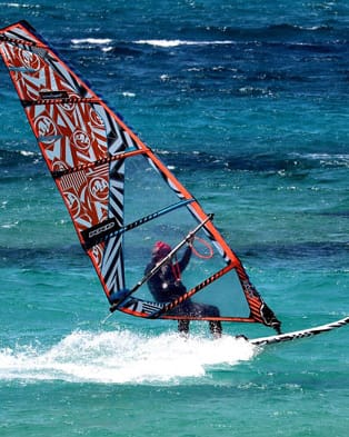 Planche &agrave; voile au Cap d\'Agde