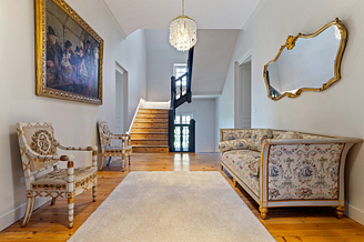 Manoir de Kerlut - Living Room and armchairs on first floor