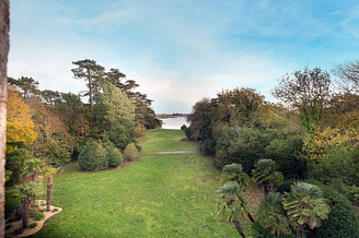 Manoir de Kerlut - Park overlooking the Ria du Stêr