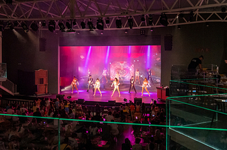 Camping la Sirène - Soirées et spectacles - Sirène Arena - Diner spectacle