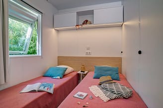 La Sirène campsite - Accommodation - Cottage 3 - 6 persons - 3 bedrooms - Children’s bedroom