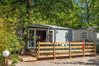 le Bois de Valmarie campsite - Accommodation - Sirène 2 Confort - 4 persons - 2 bedrooms - Outdoors