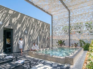 Le Brasilia campsite, Papillon Spa, hydromassage pool, couple