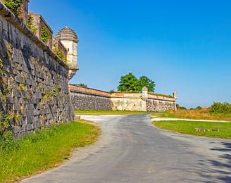 Les Couleurs de la Coubre - Charente-Maritime - Hiers-Brouage. Les remparts de la citadelle