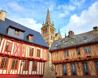 Le Moténo Campsite - Morbihan - Cathedral and half-timbered houses - Vannes