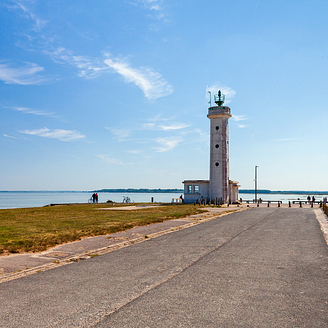 Le Hourdel, phare, Cayeux-sur-Mer, France ©Shutterstock