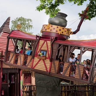 Etamine - Manège - Parc Astérix - Paris