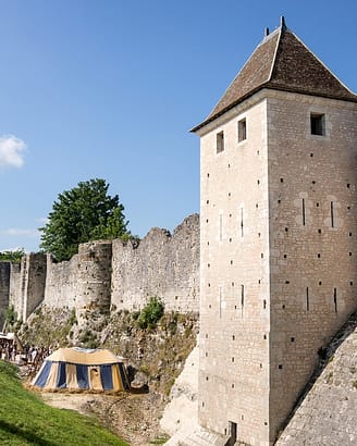 Remparts de la ville de Provins lors du festival médiéval - Provins