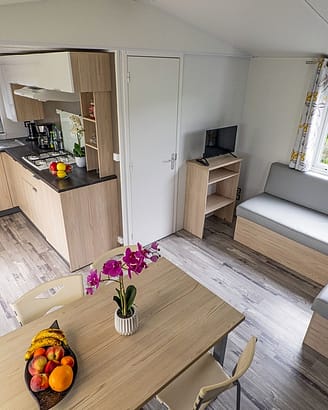 Mobil-home Lodge 4 personnes - 2 chambres - Salon / Séjour - Camping Country Park Le Touquin