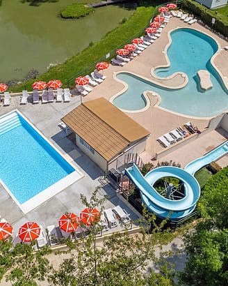 Vue aérienne du parc aquatique - Camping Country Park - Le Touquin