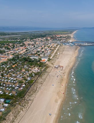Camping Beauregard Plage - Domaine - Vue aérienne du camping et de la plage