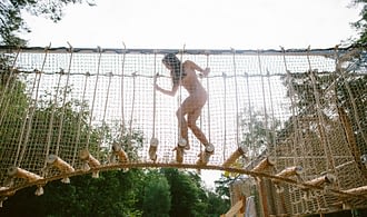 Héliomonde campsite - Play area with obstacle course