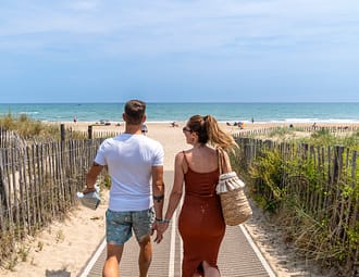 Camping Beauregard Plage - la plage juste derrière les dunes