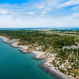 Camping Californie Plage - Video - Aerial view of the campsite